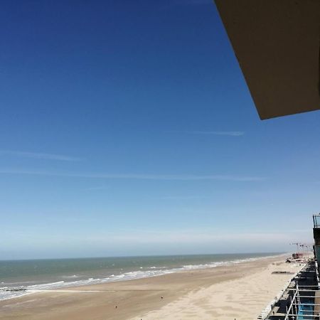 Lovely N° 9 Op Ieder Moment Een Prachtig Zeezicht & Zwembad Middelkerke Extérieur photo